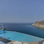 Blueros - Main Villa