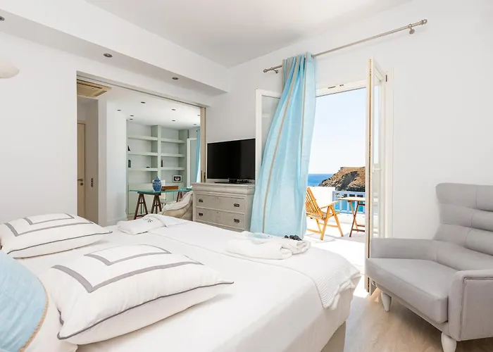 Blueros - Main * Mégas Yialós-Nítes