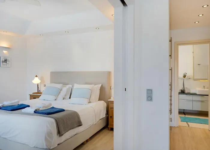 Blueros - Main Villa Mégas Yialós-Nítes